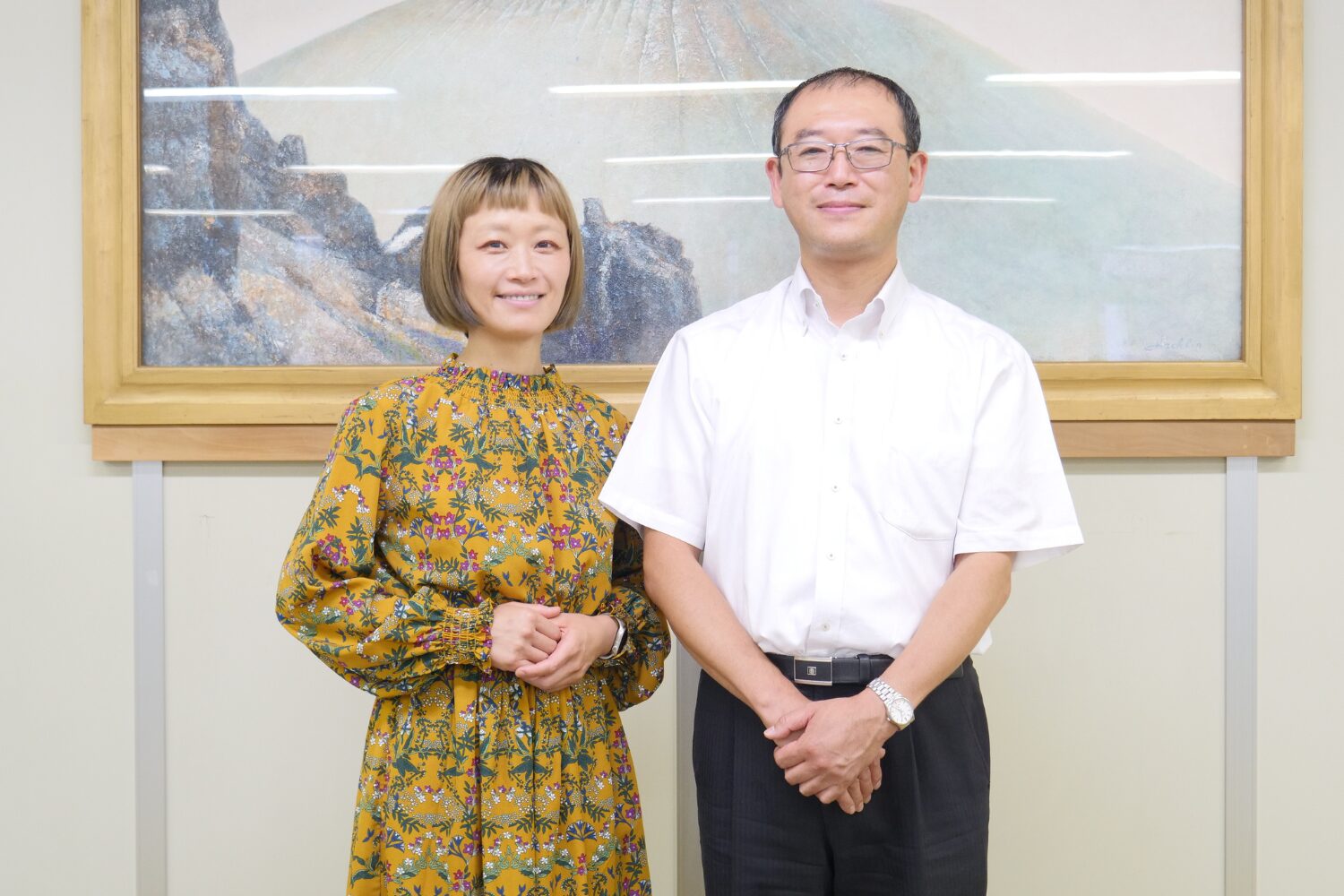 ロシアン佐藤(左)飯島商店・飯島社長(右)